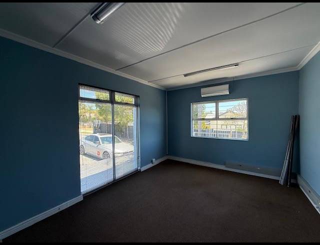 BUSINESS FOR SALE IN NEWTON PARK